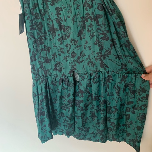 Brand new satin cut out dress - Picture 7 of 7